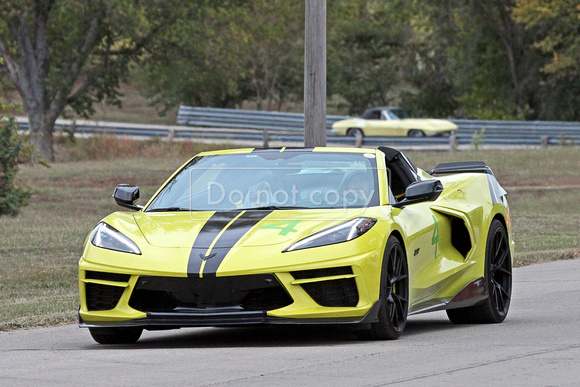 4Corvette 2023 Sat Track pair Bo Gray_7hi res